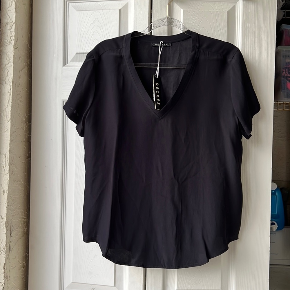 Decker ladies top